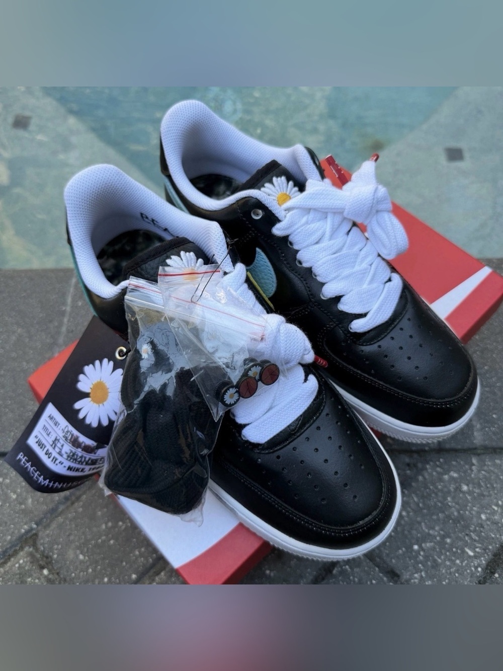 MEN SIZE 9.5 NIKE AIR FORCE 1 ’07 X G-DRAGON PAR NOISE 3.0 - Picture 2 of 5